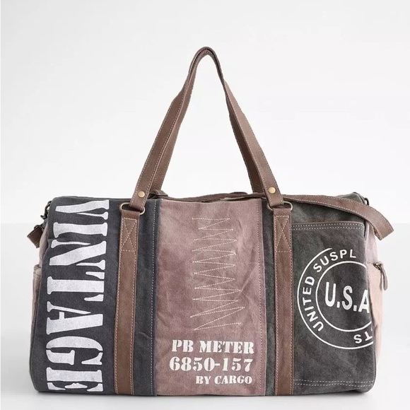 Myra Handbags & Accessories VINTAGE "USA" PRINT TRAVELLER BAG S-1001 8 19699 - Picture 2 of 6